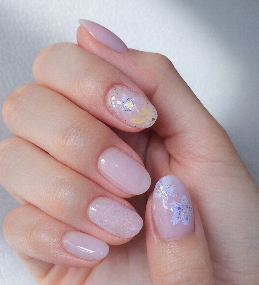 Lilac Blossom — Gel Manicure